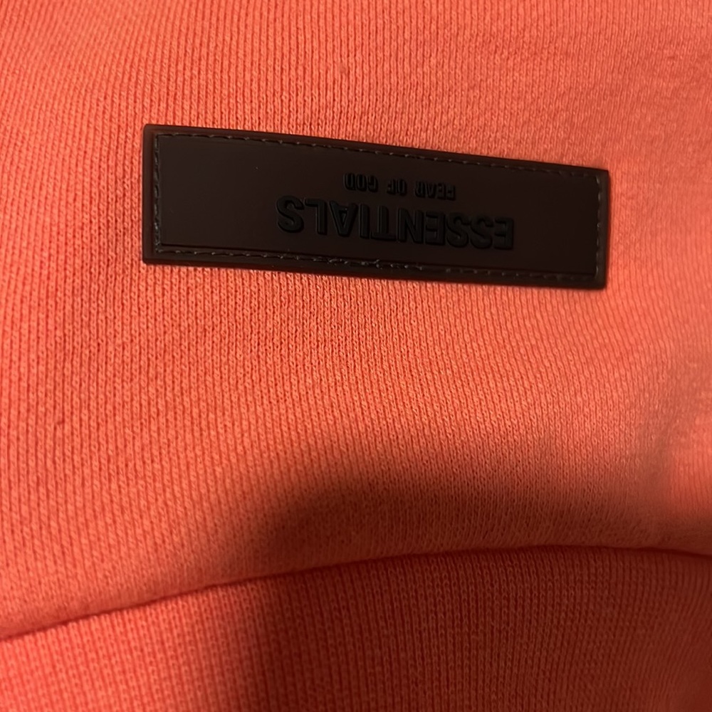 ESSENTIAL VEST - Picture 4 of 4